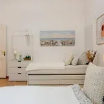 Apartamento Lovely Place In The Heart Of Prenzlauer Berg Berlín