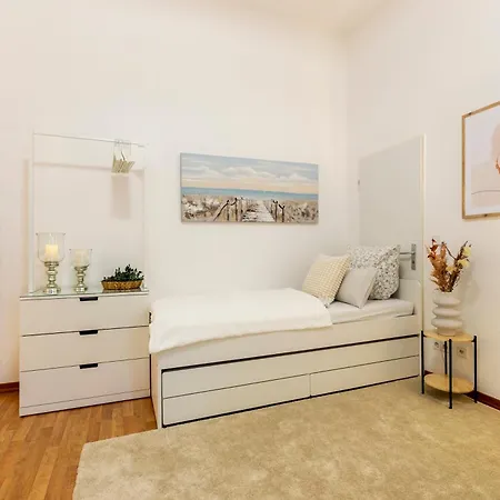 Apartment Lovely Place In The Heart Of Prenzlauer Berg