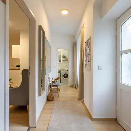 Apartment Lovely Place In The Heart Of Prenzlauer Berg